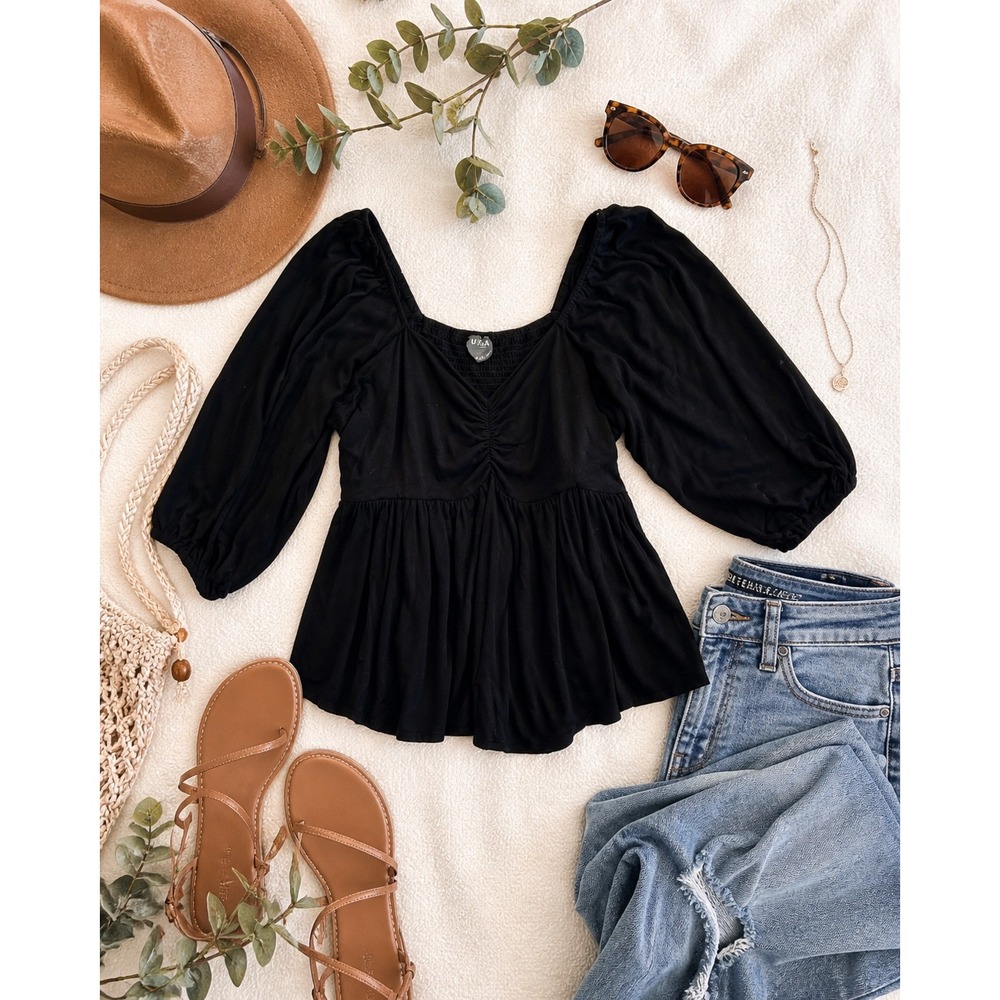 Arula Black Peplum Top Sweetheart Neckline Puff Sleeve Smocked Back Size 2XL (B)